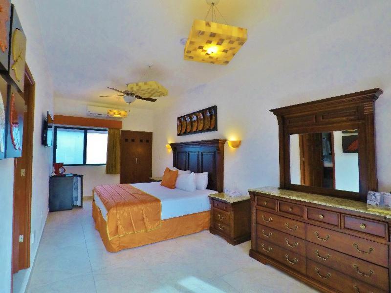 Hotel Las Golondrinas Плайя-дель-Кармен Номер фото